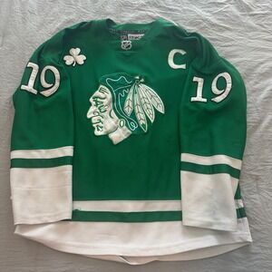 Chicago Blackhawks Reebok CCM St Patricks Day Jersey Toews 19 Green Mens 48 C